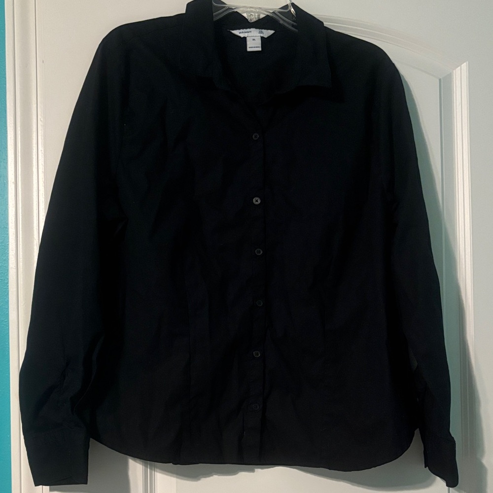 Old Navy Women's Black Slim Button Down Shirt